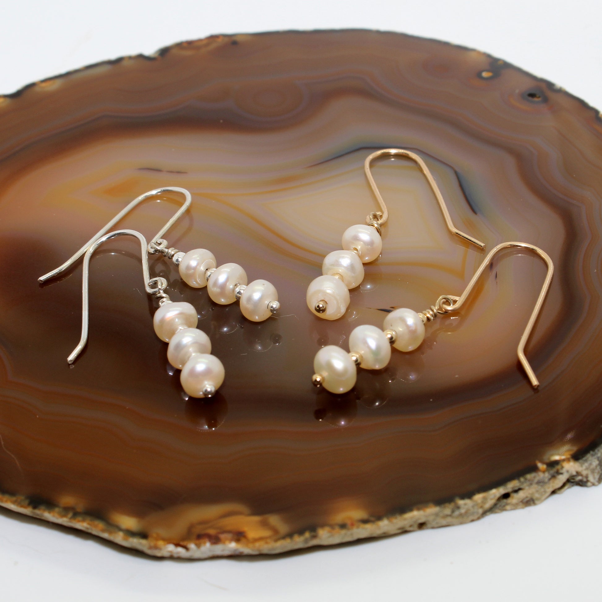 Tres Pearl Earrings image 1