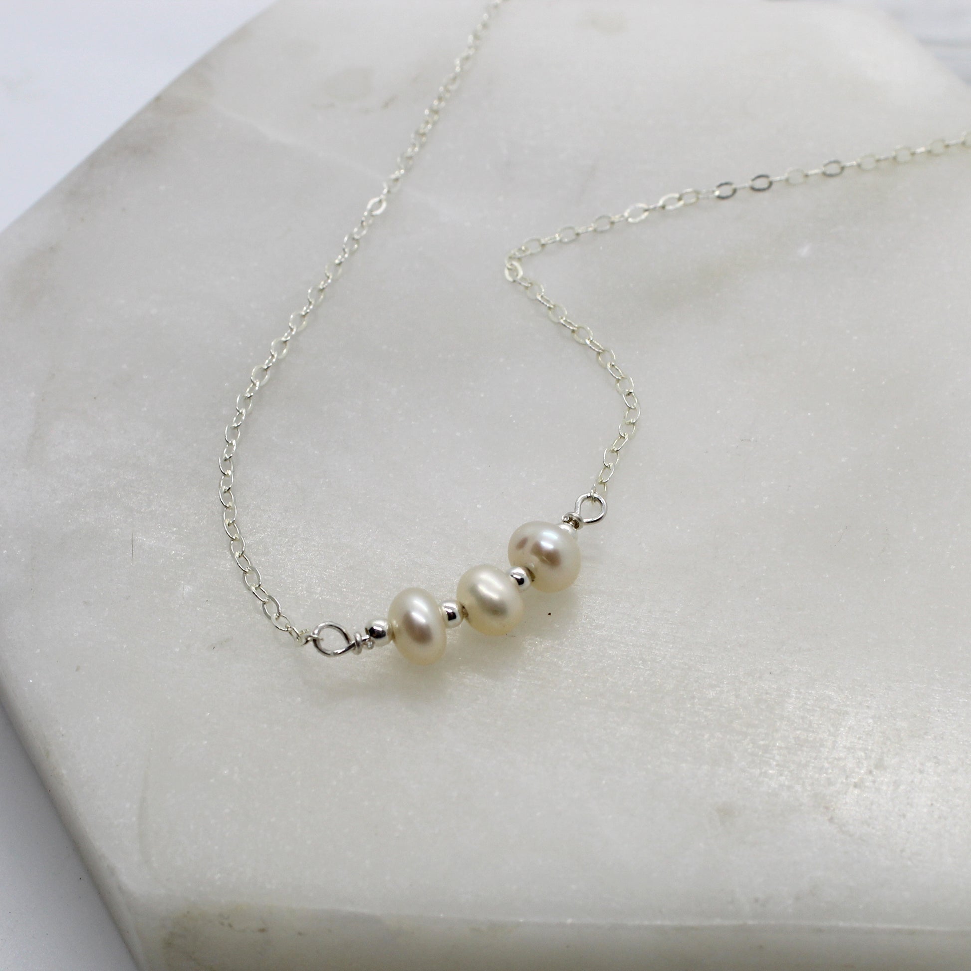 Bar Pearl Necklace image 3