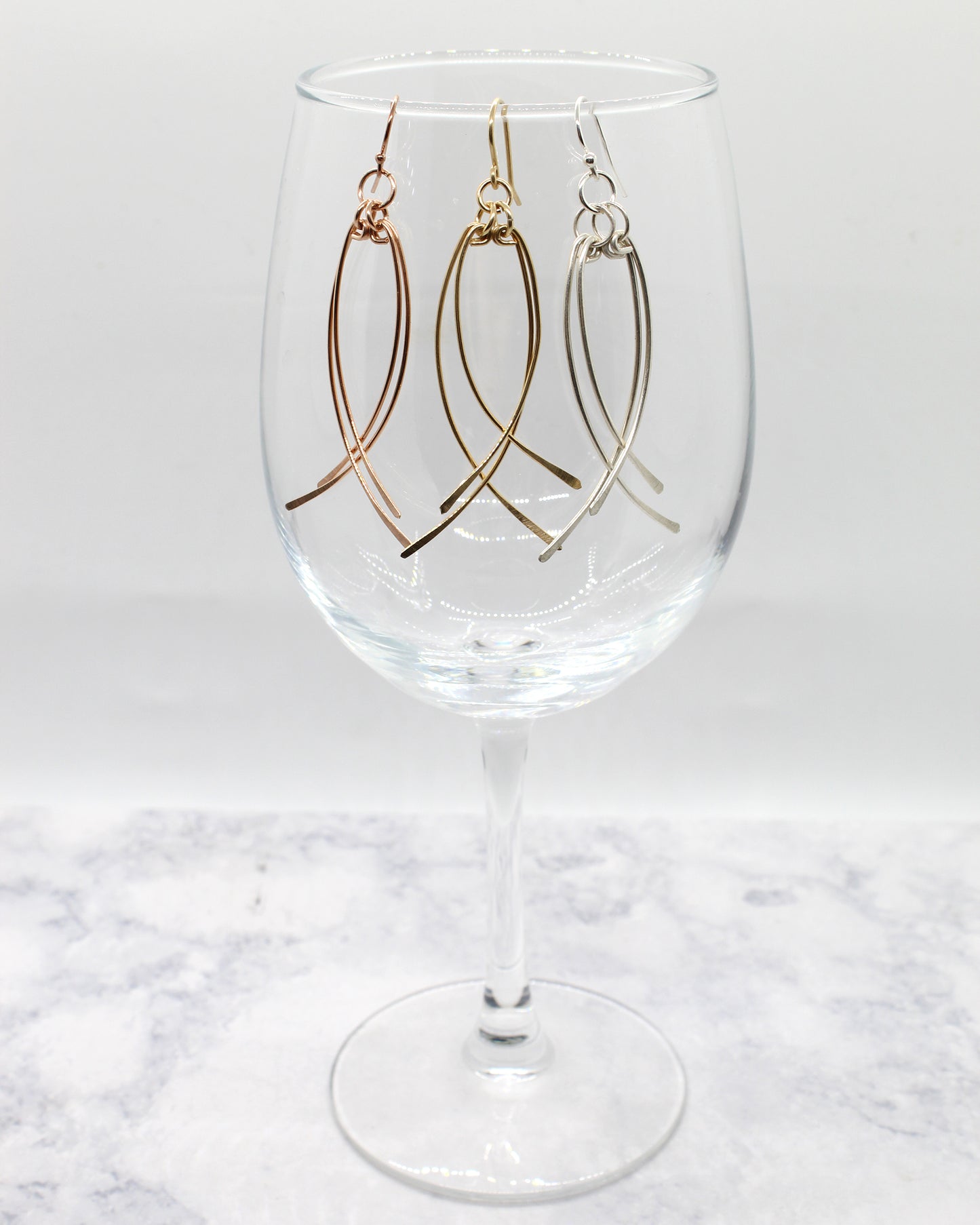 Andi Small Dancing Dangle Fish image 0