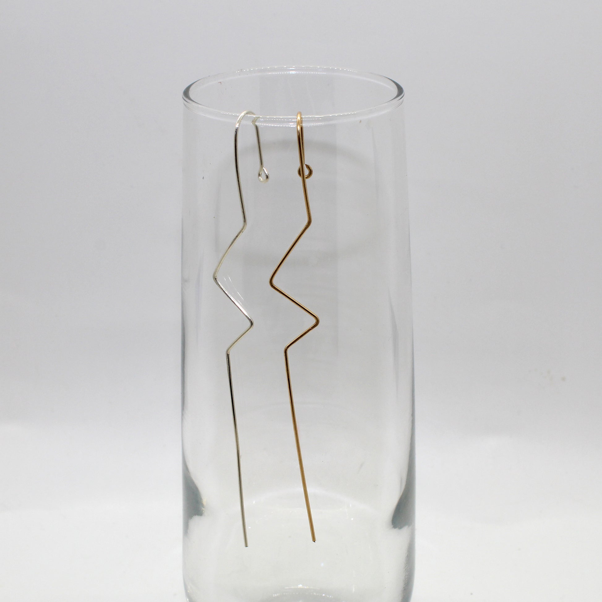 Zig Zag Ear Pin image 0